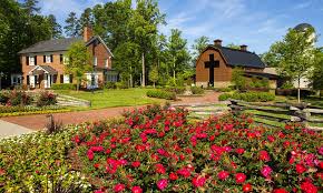 Billy graham built this 200 acre mountaintop compound 20 miles ease of asheville in montreat, north carolina. Be Inspired At The Billy Graham Library In Charlotte N C Visitnc Com