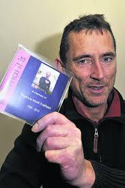 Uncle sings for Thomas