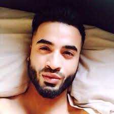 Ali Shan (@Alishancm)