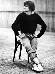 Rudolf nureyev taking american ballet theatre class on january 24, 1962. Pin By Headley Mist On My Icons Nureyev Rudolf Nureyev Male Ballet Dancers