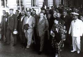 Ataturk Un Gercek Olum Saati 9 05 Degilmis Hiristiyanlik Gercekler Olum