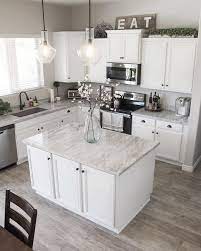 It was a place where meals were prepared and dirty dishes were washed. 48 Elegant Weiss Kuche Design Ideen Fur Mehr Komfortabel Farmhouse Kitchen Design White Kitchen Design Kitchen Design