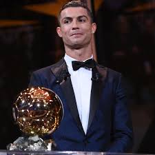 Selon les pronostics, lionel messi fait figure de grand favori. Cristiano Ronaldo Wins Fifth Ballon D Or To Equal Lionel Messi S Record Ballon D Or The Guardian