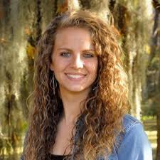 Dayna Norton's Instagram, Twitter & Facebook