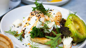 White plates are a traditional color favored by chefs because it makes the vibrant colors of the food more visually appealing to the guest. The Importance Of Food Presentation For Restaurant Business Kopin