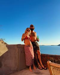 I don't know what baby carrier to get, where to put the cot, if dummies are  good or bad, or what those little amber necklaces are that everyone has. I  don't know