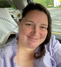 Hi everyone, I'd really value some honest advice from those of you who've  been in the profession longer than me. I've just finished my final  placement while also working as a PTT,