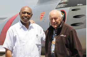 Yeager, chuck and leo janos, yeager: Gen Chuck Yeager Right Stuff Test Pilot Who Broke Sound Barrier Dead At 97 News24