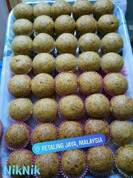 Saje tak mau warna, tu namanya lopes pulut tok aji. Koleksi Resepi Kuih Muih Yang Sedap Sedap Belaka My Media
