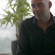 Helen Vlahos's Instagram, Twitter & Facebook