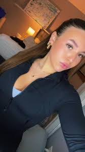 Olivia Bratcher's Instagram, Twitter & Facebook