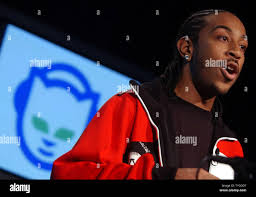 Napster 2003 hi-res stock photography and images