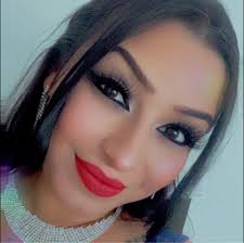 Raquel Rojas (@pebblesrock121009)