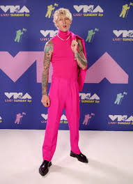 Bloody valentine (acoustic version) (video short) machine gun kelly. Machine Gun Kelly Does Vmas Style Right In An Absolutely Wild Suit From Berluti