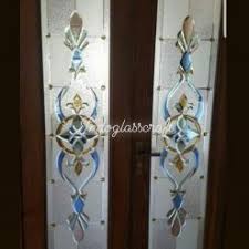 Semua jenis, motif, harga, model dan bentuknya terangkum di sini. Kaca Patri Jendela Rumah Minimalis Telp 0857 4230 5775 Indo Glass Craft