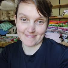 Pajaro Sonador Ruff Myrna