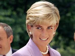 La statua di Diana: tutti i dettagli più commoventi