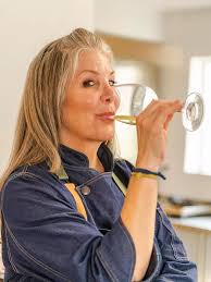 Global Gardens chef Lisa Thomson spearheads organic olive oil tastings and  cooking classes