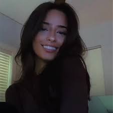 Lily Webster's Instagram, Twitter & Facebook