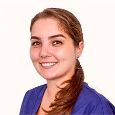 Anna Strach's Instagram, Twitter & Facebook