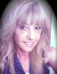 Obituary information for Lynne Privett