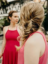 While the bride and her attendants obviously put a lot of thought into how they are going to look on the big day, wedding guests have a special responsibility to show up looking beautiful, too. 35 Wedding Guest Hairstyles You Can Actually Do Yourself