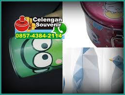 Minion provides premeir addon management for games such as world of warcraft and the elder scrolls online. Pin Di Harga Souvenir Celengan