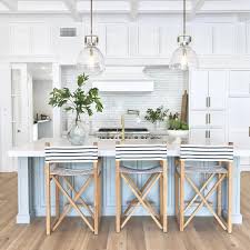 Beach house kitchen island ideas. 17 Coastal Kitchen Decor Ideas For A Beach Home