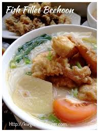 Jing hua sliced fish bee hoon: Fish Head Fillet Rice Vermicelli Soup é±¼å¤´ ç‰‡ç±³ç²‰æ±¤ Guai Shu Shu