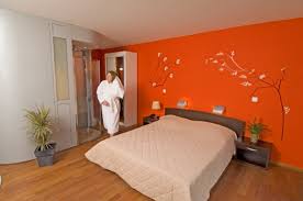 Residence les thermes côté chalet is quiet, in a green setting close to the city centre, our proximity to the spa promotes access to the curists. Natural Spa Thermhotel