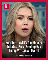 Barack and Michelle Obama have tried to convince everyone that their  marriage is fine, but the couple can't even walk down stairs without  igniting divorce talk.