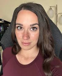 Fingers ❤️or tongue💦 "I want the truth. 💋😋 clck.ru/3MxQnC