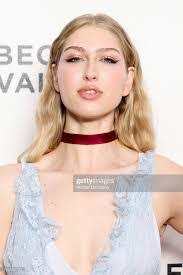 Kaitlin Weber's Instagram, Twitter & Facebook