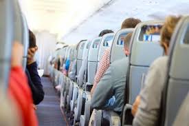 13 Choses Que Les Compagnies Aeriennes Vous Ont Toujours Cachees Compagnie Aerienne Faire Ses Bagages Voyager En Groupe