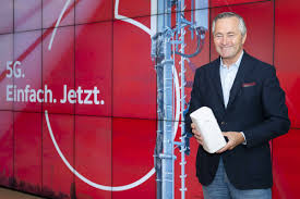 Und such dir dein neues smartphone, handy oder tablet aus. Vodafone Bleibt Im Neuen Geschaftsjahr Auf Kurs