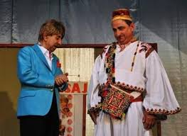 Since his teenage years, vasile muraru has been a sound name of the romanian comedy, and he has continued to bring smiles to everyone's faces. Actorul Nae LÄzÄrescu Isi Va Dormi Somnul De Veci La Focsani