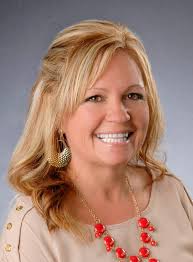 Bobbie Pickering's Instagram, Twitter & Facebook