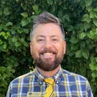 Sam Hake's Instagram, Twitter & Facebook