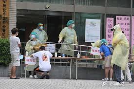 至於兩者為什麼會有關聯，尚需進一步的研究。 其他高危險群還包括： 50歲以上的民眾：歌手楊烈、作家張曉風、導演楊德昌、香港藝人鍾楚紅的先生朱 什麼是大腸瘜肉？ 大腸瘜肉就是大腸壁上的一個凸起，是由表皮不正常增生所形成。 有少數瘜肉長在大腸中的直腸段. Jtxmkqgxpwvd M