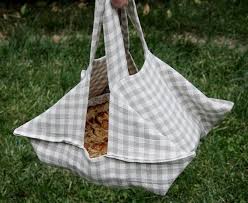 Linen Pie Carrier Tote Tutorial Tote Tutorial Beginner Sewing Projects Easy Sewing Projects For Beginners