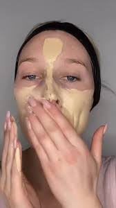 She’s so gorgeous @Meredith Duxbury #hudabeauty #foryou #xyzbca  #hudabeautyfauxfilter @hudabeauty