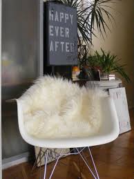 Pin By Bonnie R On For The Home White Fluffy Rug Faux Sheepskin Rug White Rug