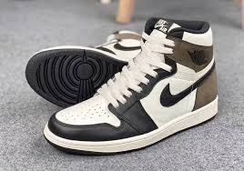Air Jordan 1 Retro High Og Dark Mocha 555088 105 Release Date Nice Kicks In 2020 Air Jordans Jordan 1 Retro High Jordans