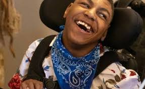 Andrew Labrecque's Instagram, Twitter & Facebook