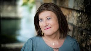 Précarité, discriminations professionnelles et médicales, blocages administratifs, préjugés, harcèlement, violences… nous donnons la parole à des personnes trans', dont les histoires. Beatrice Denaes De Calais Reagit Apres Le Suicide D Une Eleve Transgenre A Lille