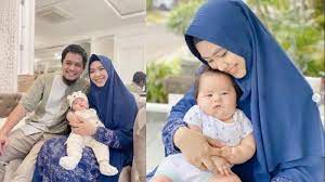 Ia dituding menjadi istri ketiga almarhum ustaz jefri al buchori alias uje. Kenali Gejala Anak Sindrom Prader Wili Yang Dialami Anak Bungsu Oki Setiana Dewi Warta Kota