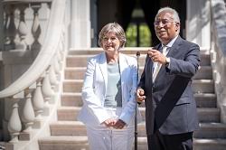 A comissária europeia elisa ferreira garantiu hoje, numa conferência digital sobre as prioridades da presidência portuguesa do conselho da união europeia (ue). Elisa Ferreira E A Comissaria Europeia Da Politica De Coesao E Reformas