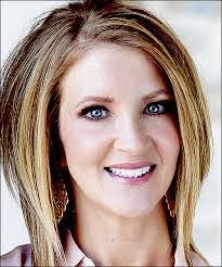 Alishia Bragg's Instagram, Twitter & Facebook