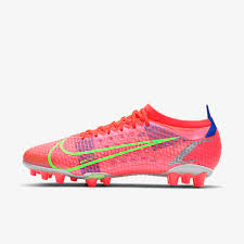 Fotbollsskor online för alla fotbollsintresserade och fotbollsspelare. Fotbollsskor Nike Se