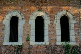 Des Son Achat En 1860 Le Pere De Gustave Caillebotte Procede A D Importants Amenagements Une Fabrique Ancienne En Ruine N Et Chapelle Xixe Siecle Oublie Moi